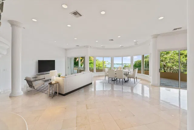 Sewall's Point Residence photo 15