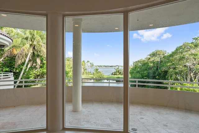 Sewall's Point Residence photo 24