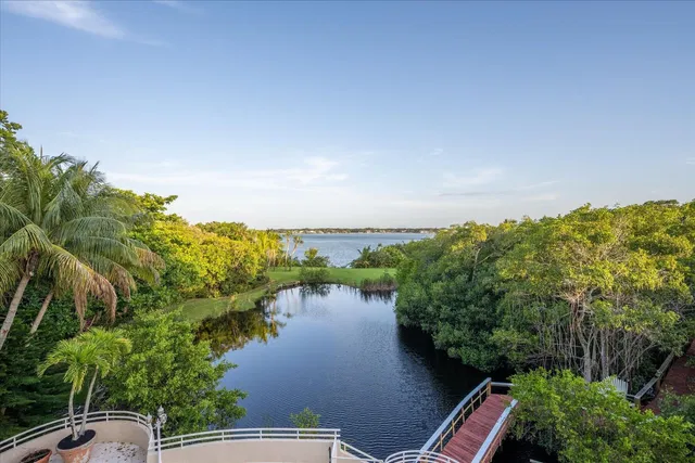 Sewall's Point Residence photo 93