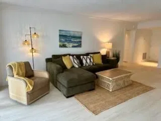 Singer Island Unit 706 photo 7