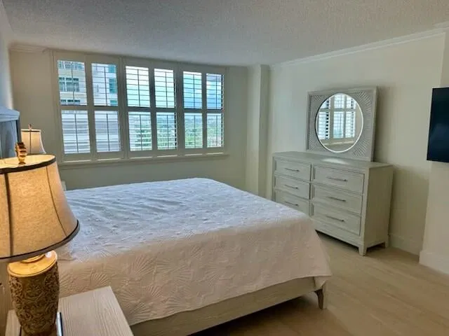 Singer Island Unit 706 photo 12