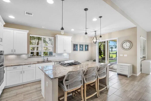 Jupiter Country Club Unit 167 photo 4