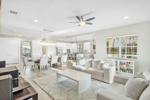 Jupiter Country Club Unit 167 photo 11