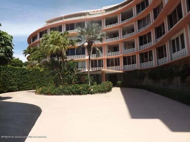 315 S Lake Drive #1d