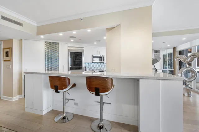 The Plaza of The Palm Beaches Unit 15a photo 8