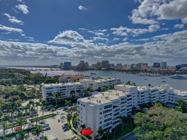Palm Beach Towers, Palm Beach Unit 104 A photo 2
