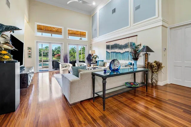 Frenchman's Creek Residence photo 6