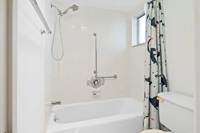 Unit 112 photo 23