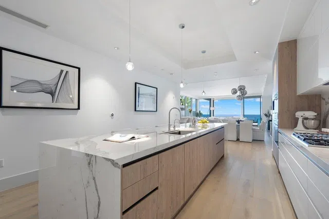 1625 Ocean Unit 10 photo 9