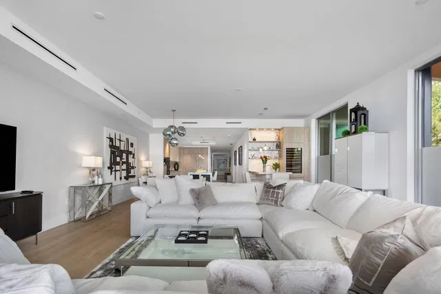 1625 Ocean Unit 10 photo 16