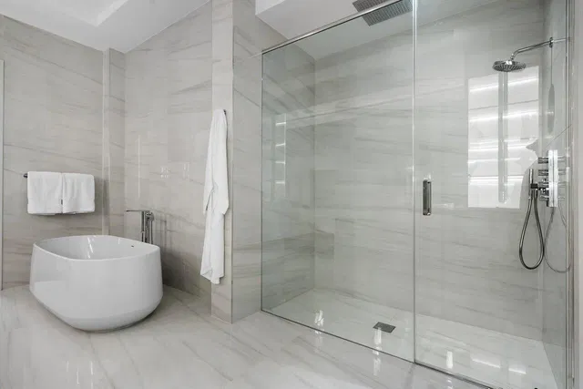 1625 Ocean Unit 10 photo 21