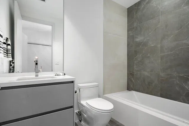 1625 Ocean Unit 10 photo 28