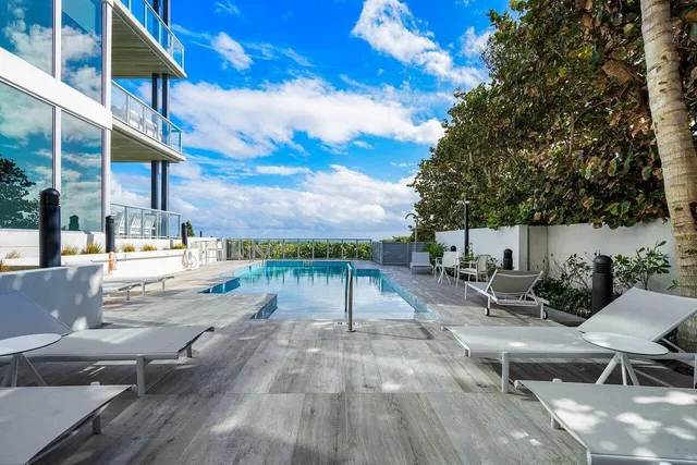 1625 Ocean Unit 10 photo 33