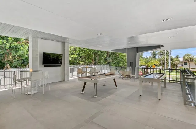 1625 Ocean Unit 10 photo 37