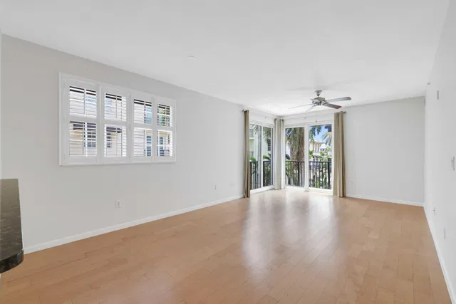 The Astor Unit 302 photo 4