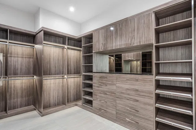 St. Andrews Country Club Residence photo 46