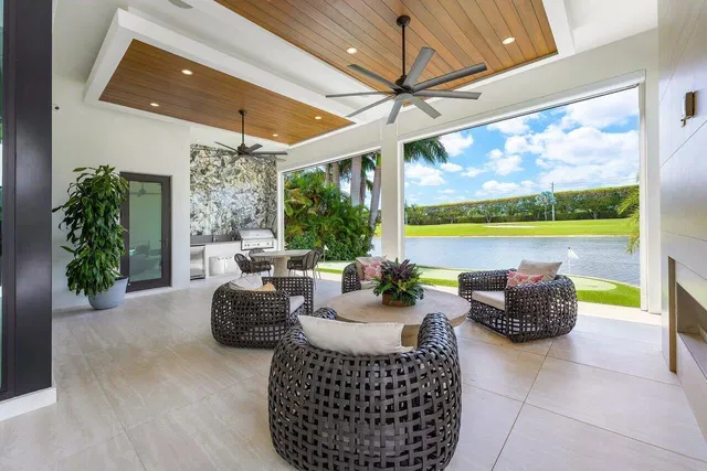 St. Andrews Country Club Residence photo 48