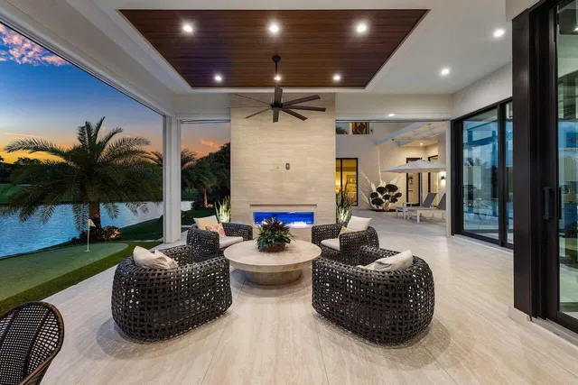 St. Andrews Country Club Residence photo 49