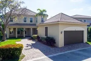 Canterbury Place Residence photo 5