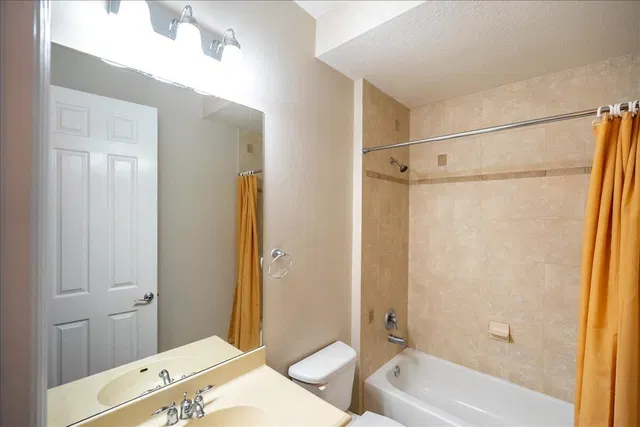Canterbury Place Residence photo 30