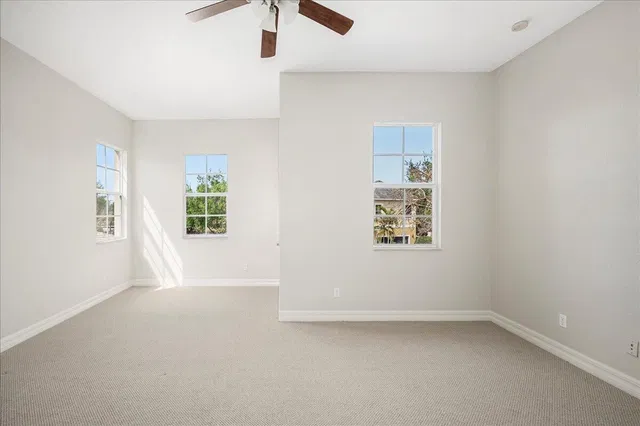 Canterbury Place Residence photo 41