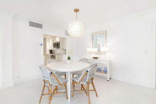 Island House Condos Unit 3b photo 10
