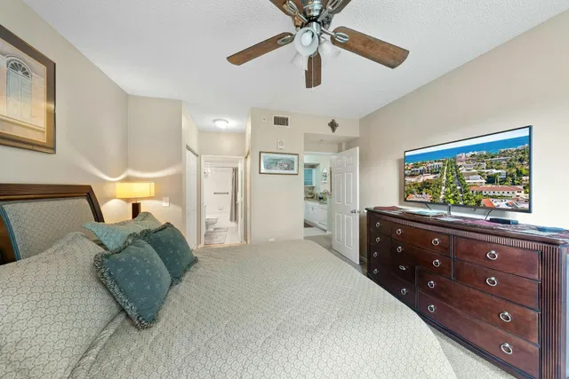 Courtyards in Cityplace Unit 509 photo 9
