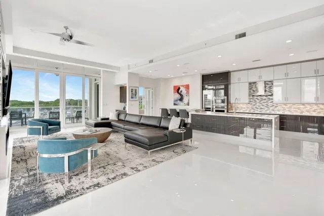 Azure Palm Beach Gardens Unit 412 photo 7