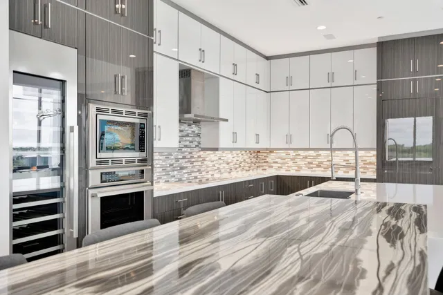 Azure Palm Beach Gardens Unit 412 photo 19