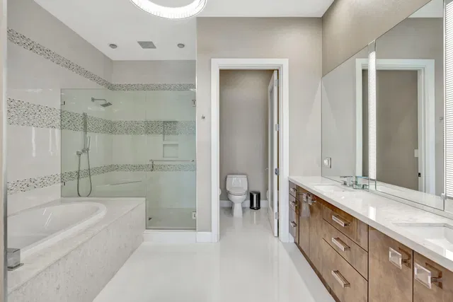 Azure Palm Beach Gardens Unit 412 photo 26