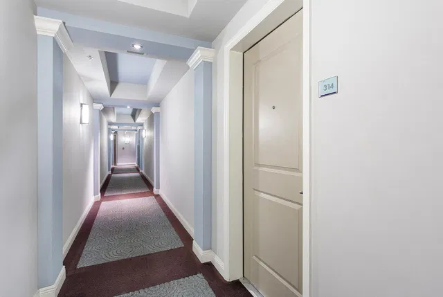The Astor Unit 314 photo 4