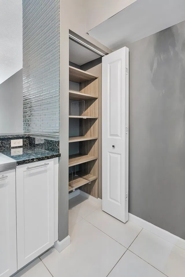 The Astor Unit 314 photo 8