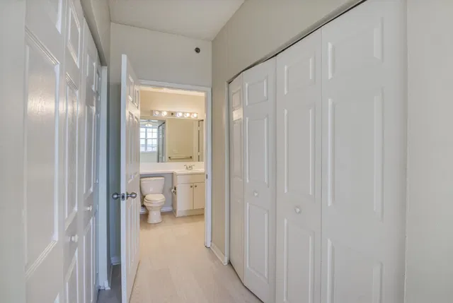 The Montecito Unit 513 photo 10