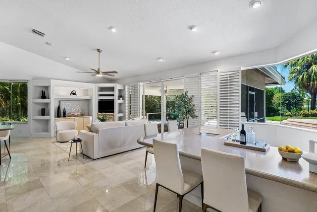 Bocaire Country Club Residence photo 8
