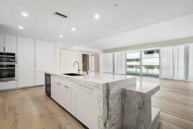 3550 South Ocean Condominium Unit 2d photo 7