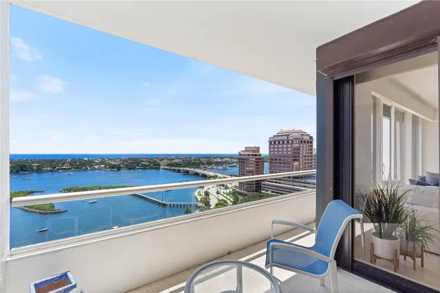 The Plaza of The Palm Beaches Unit 19C photo 6