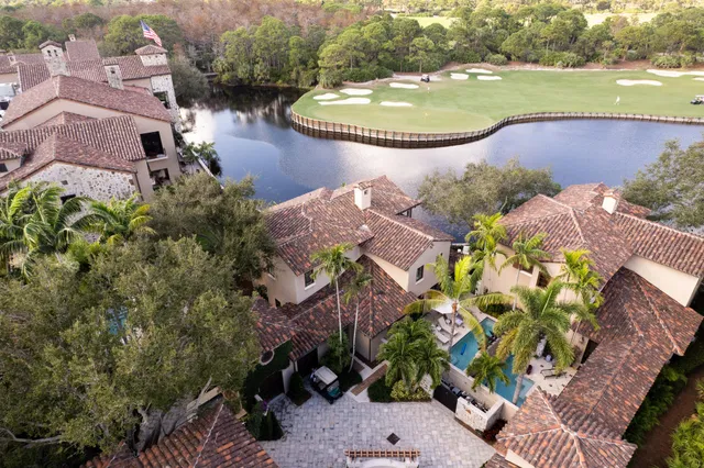 Bear's Club Residence photo 3
