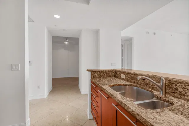 Two City Plaza Unit 1616 photo 9