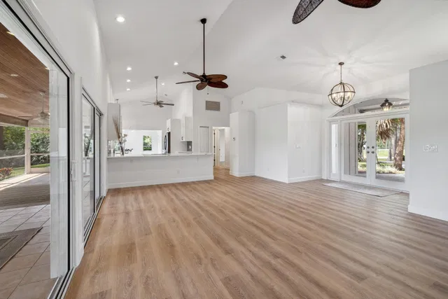 Ranch Colony Jupiter Residence photo 9