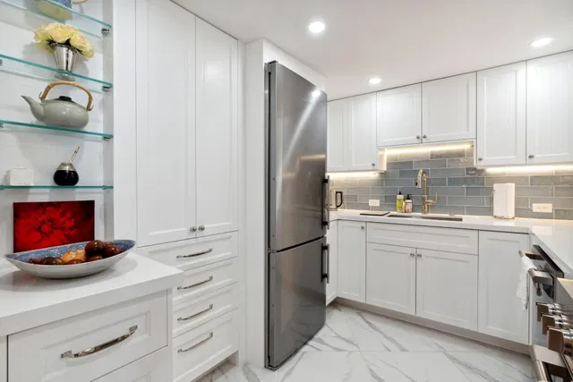 Trianon Unit Ph2 photo 11