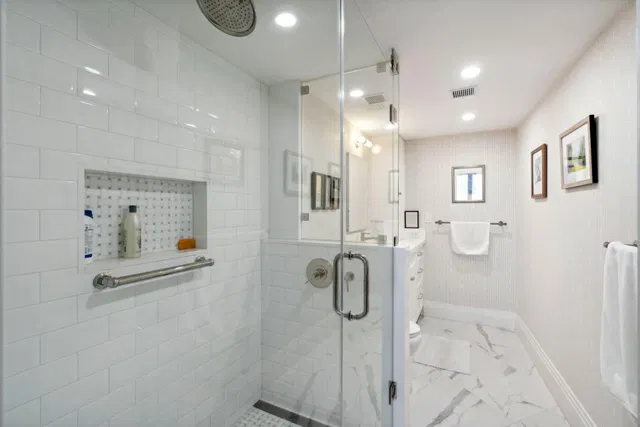 Trianon Unit Ph2 photo 16