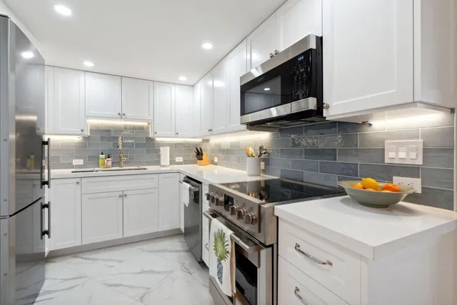 Trianon Unit Ph2 photo 26