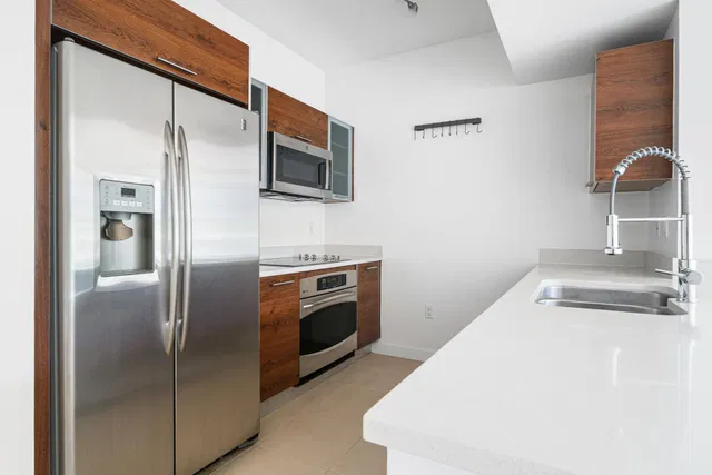 City Palms Unit 221 photo 8