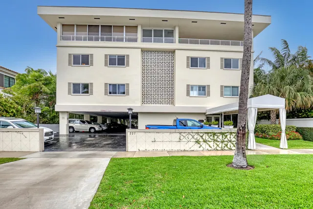227 Brazilian Avenue #3g