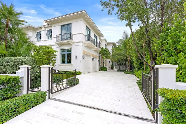 220 Brazilian Avenue #West Unit