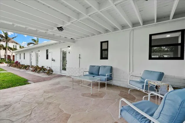 Residence photo 6
