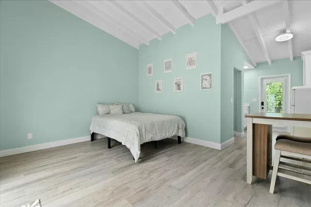 Residence photo 25