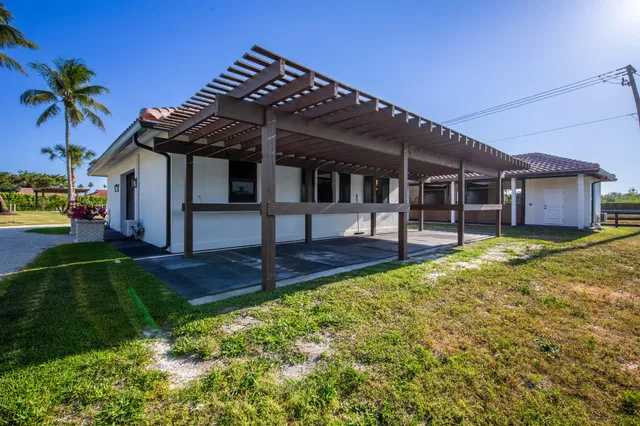 Saddle Trail Park Residence photo 34