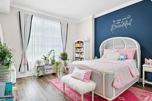 One City Plaza Unit 605 photo 14