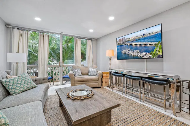 227 Brazilian Avenue #2h